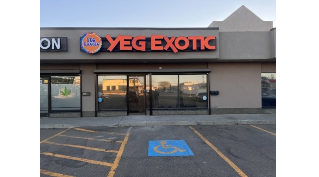 YEG Exotic South Near Midway Music Hall | Pre-Event Snacks